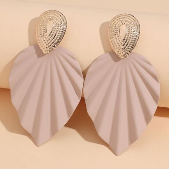 bohemian leaf drop earrings A492 - Picture 1 of 3